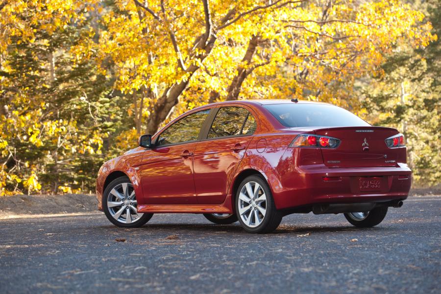  Mitsubishi Lancer GT Touring 2012 года  (фото 20 из 23)